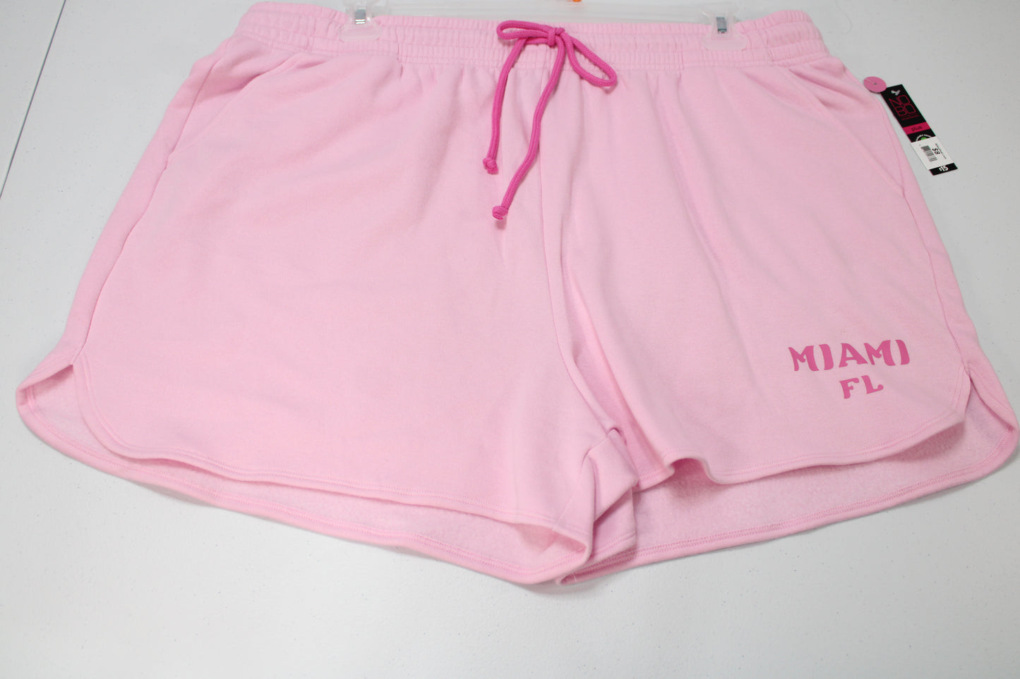 NO BOUNDARIES LADIES SHORT